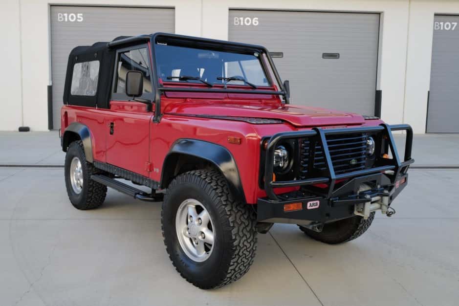 1995 Land Rover Defender 90 NAS sold for $61,000