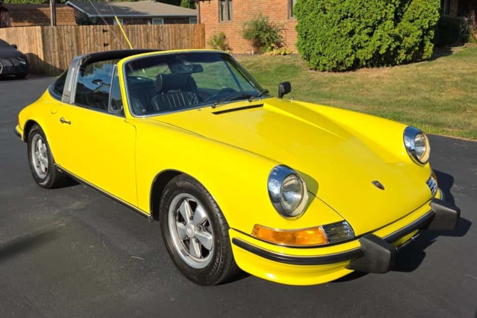 1972 Porsche LWB 911T (1969-1973) sold for $60,911