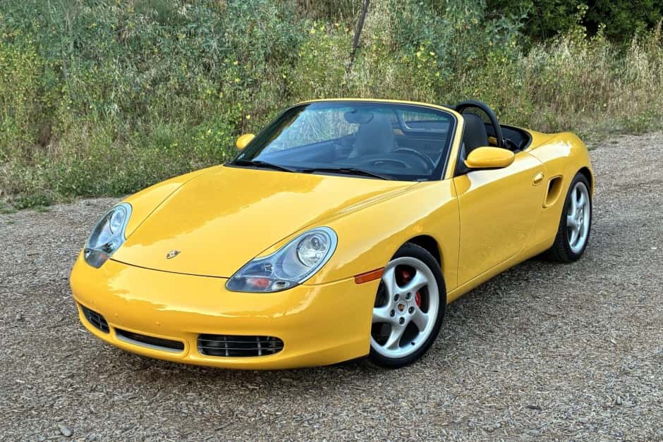 2002 Porsche 986 Boxster sold for $23,000
