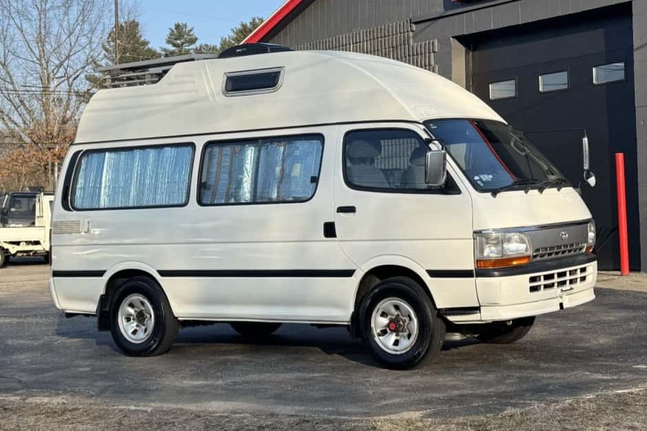 1994 Toyota HiAce sold for $15,600