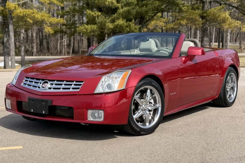 2005 Cadillac XLR sold for $16,000
