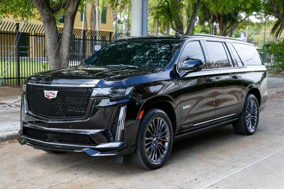 2023 Cadillac Escalade T1XL (2021-) sold for $114,442