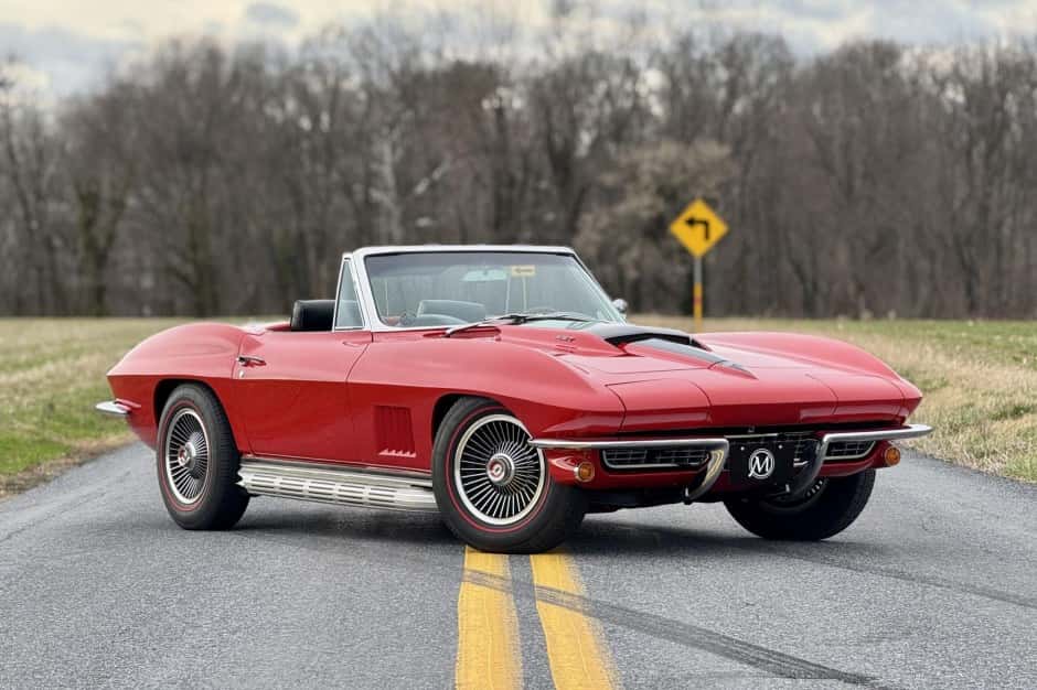 1967 Chevrolet Corvette C2 (1967) sold for $98,500