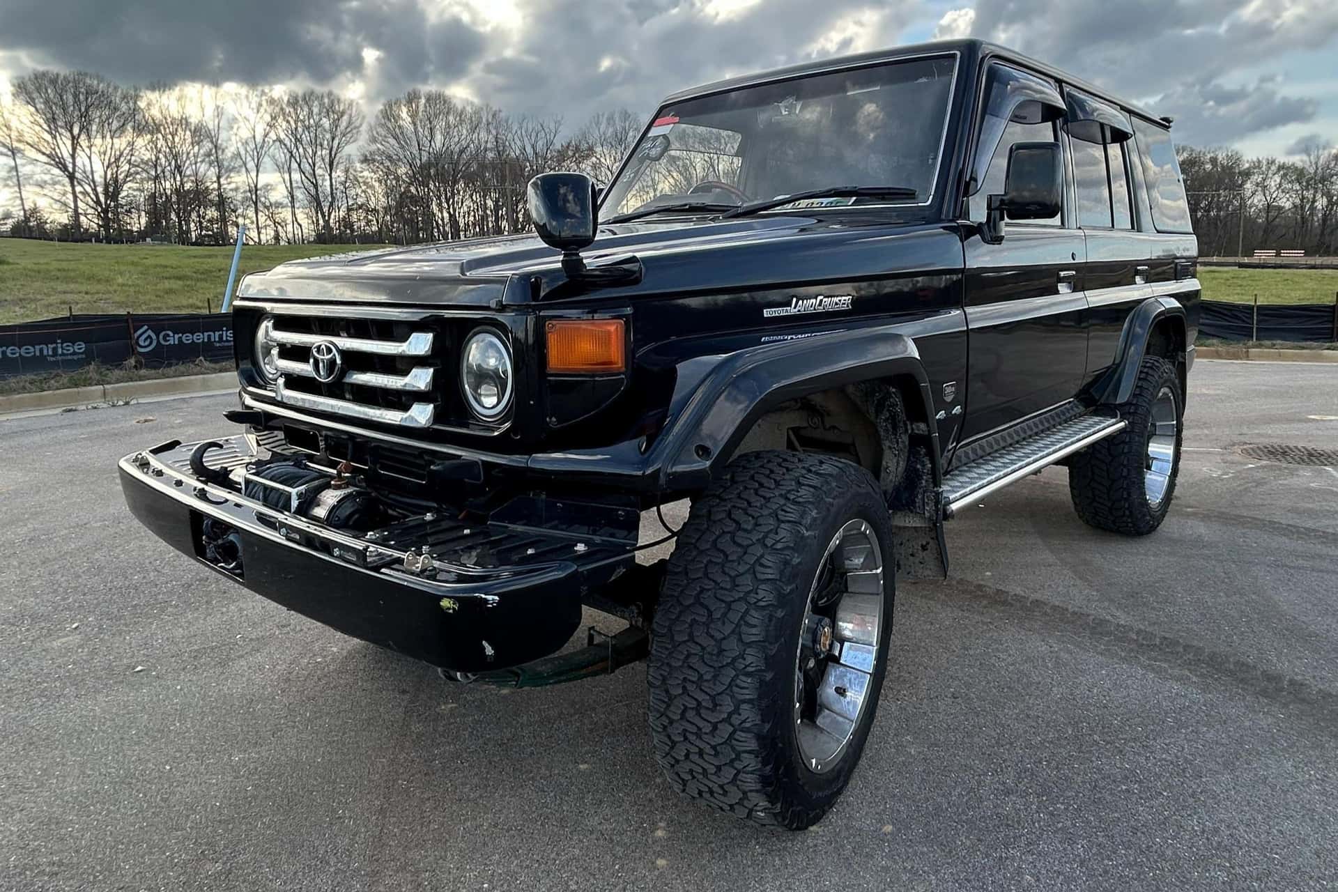 1995 Toyota Land Cruiser sold for $15,000