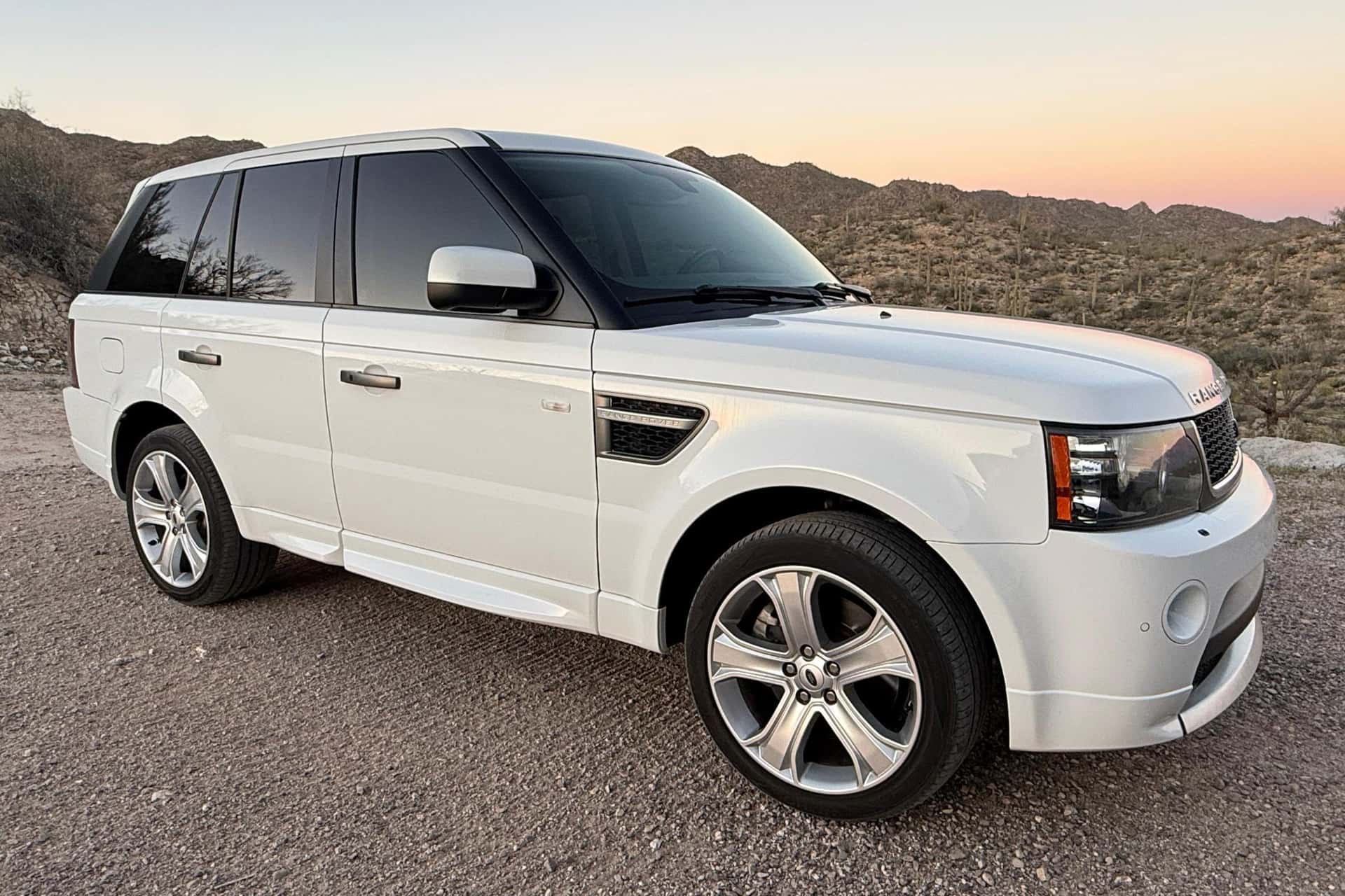 2011 Land Rover Range Rover Sport sold for $9,900