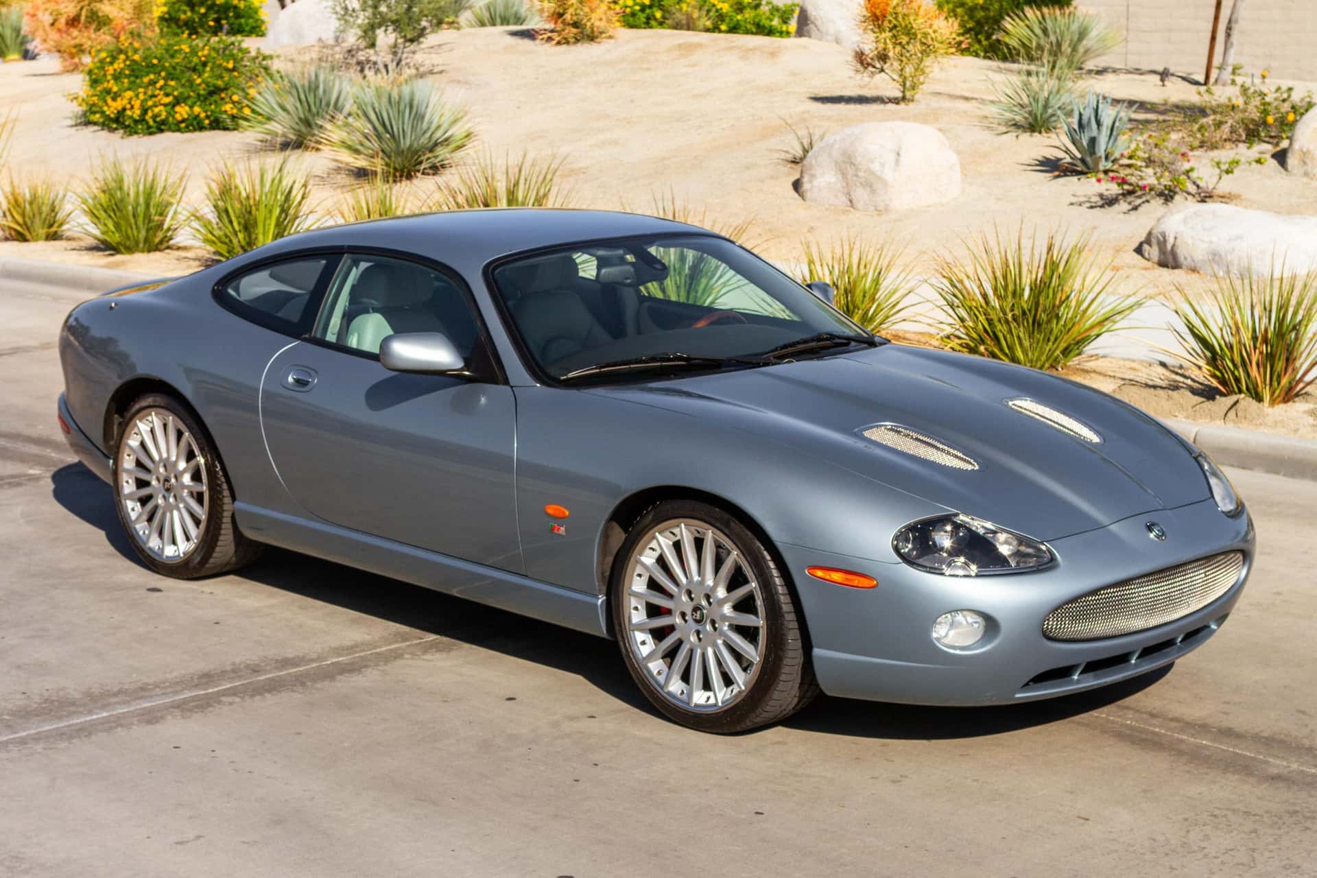 2005 Jaguar XKR sold for $13,750