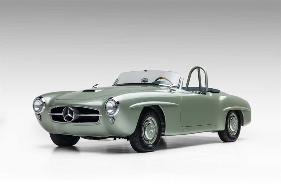 1955 Mercedes-Benz 190SL sold for $275,000
