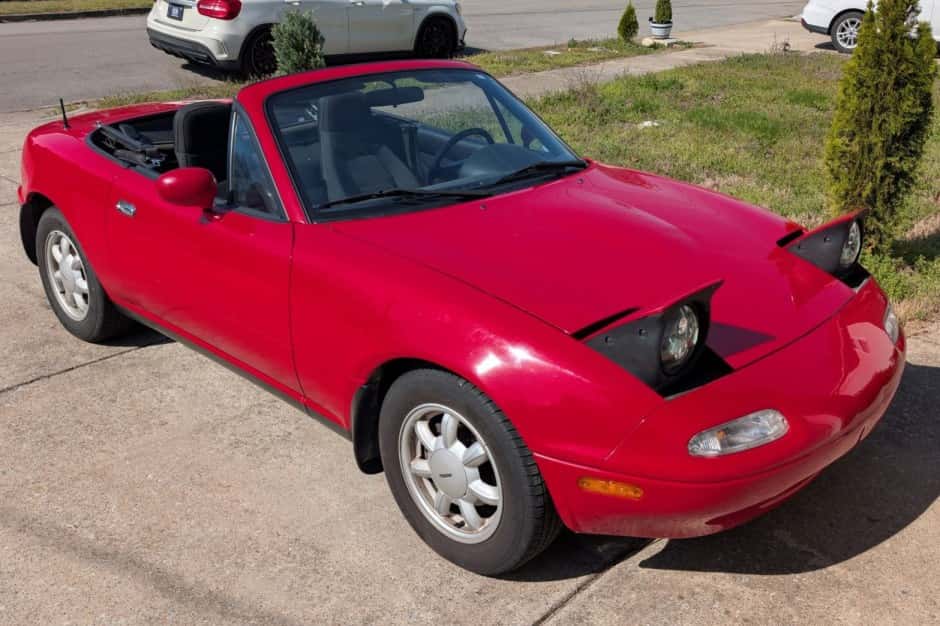 1991 Mazda NA MX-5 Miata sold for $15,500