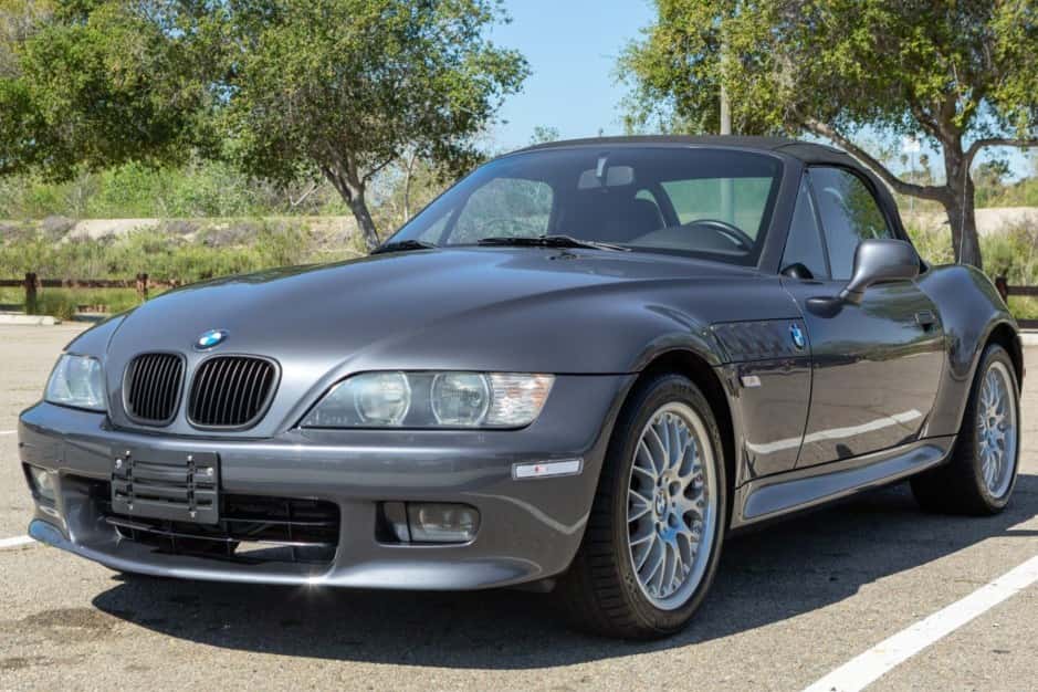 2001 BMW Z3 sold for $8,700