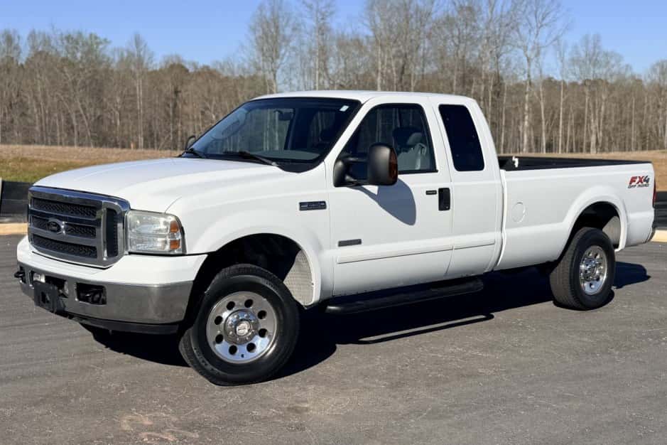 2006 Ford Super Duty 1999-2007 sold for $22,250