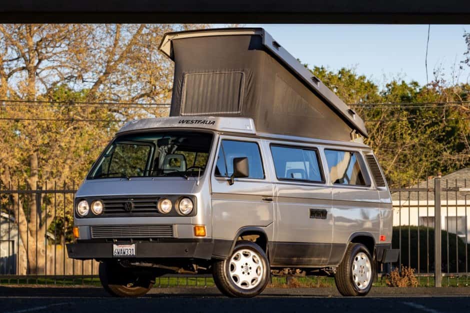 1990 Volkswagen Vanagon sold for $21,750