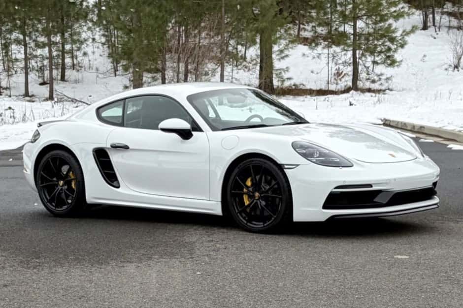 2019 Porsche 982 718 Cayman sold for $65,000