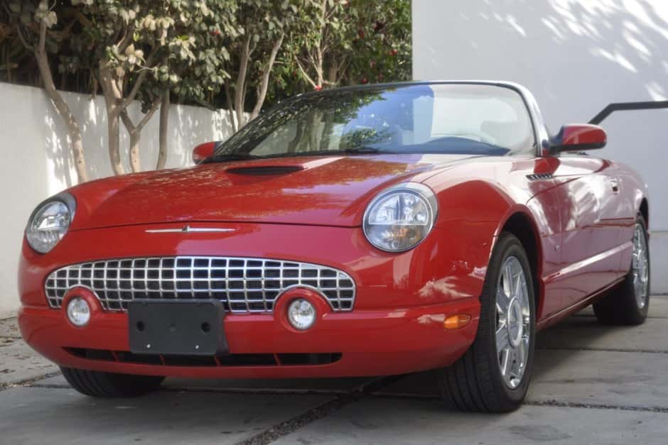 2004 Ford Thunderbird (2002-2005) sold for $16,000