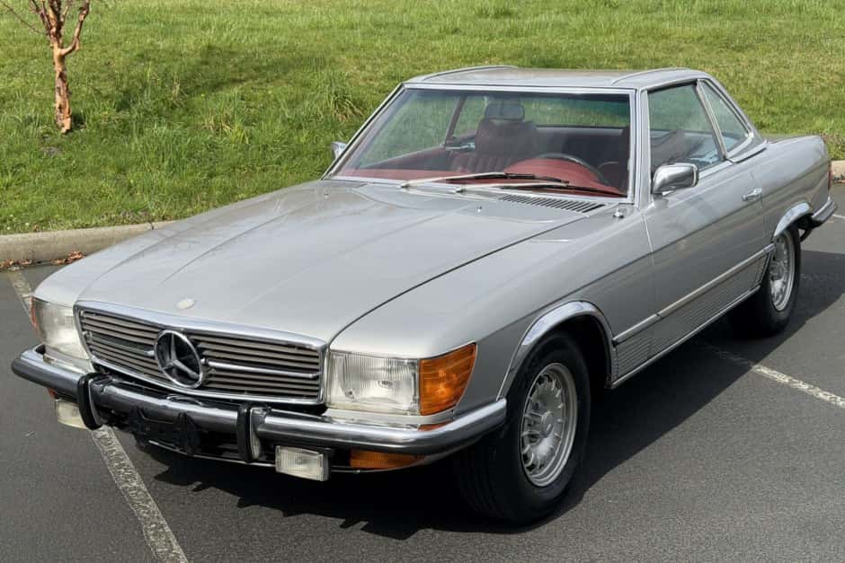 1973 Mercedes-Benz R107 SL sold for $8,000