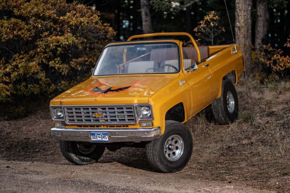 1975 Chevrolet K5 Blazer 1973-1991 sold for $36,750