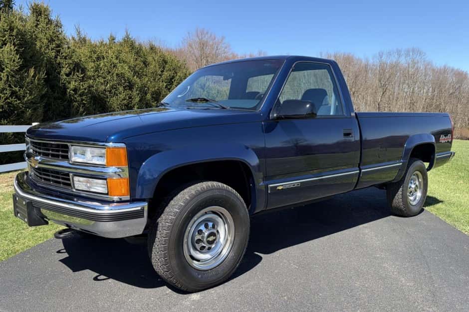 1995 Chevrolet C/K GMT400 (1988-2002) sold for $31,000