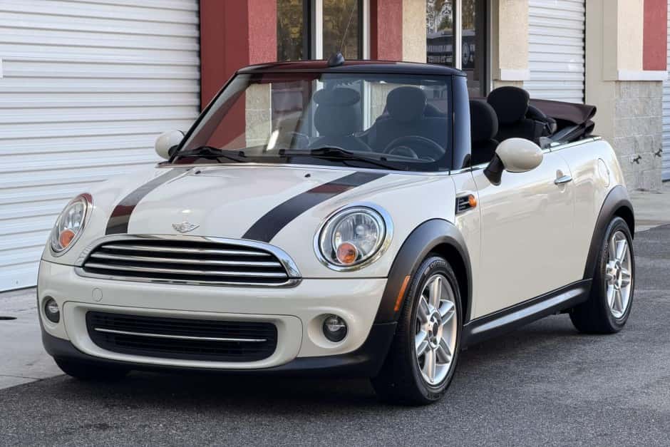 2012 Mini R57 Convertible sold for $9,800