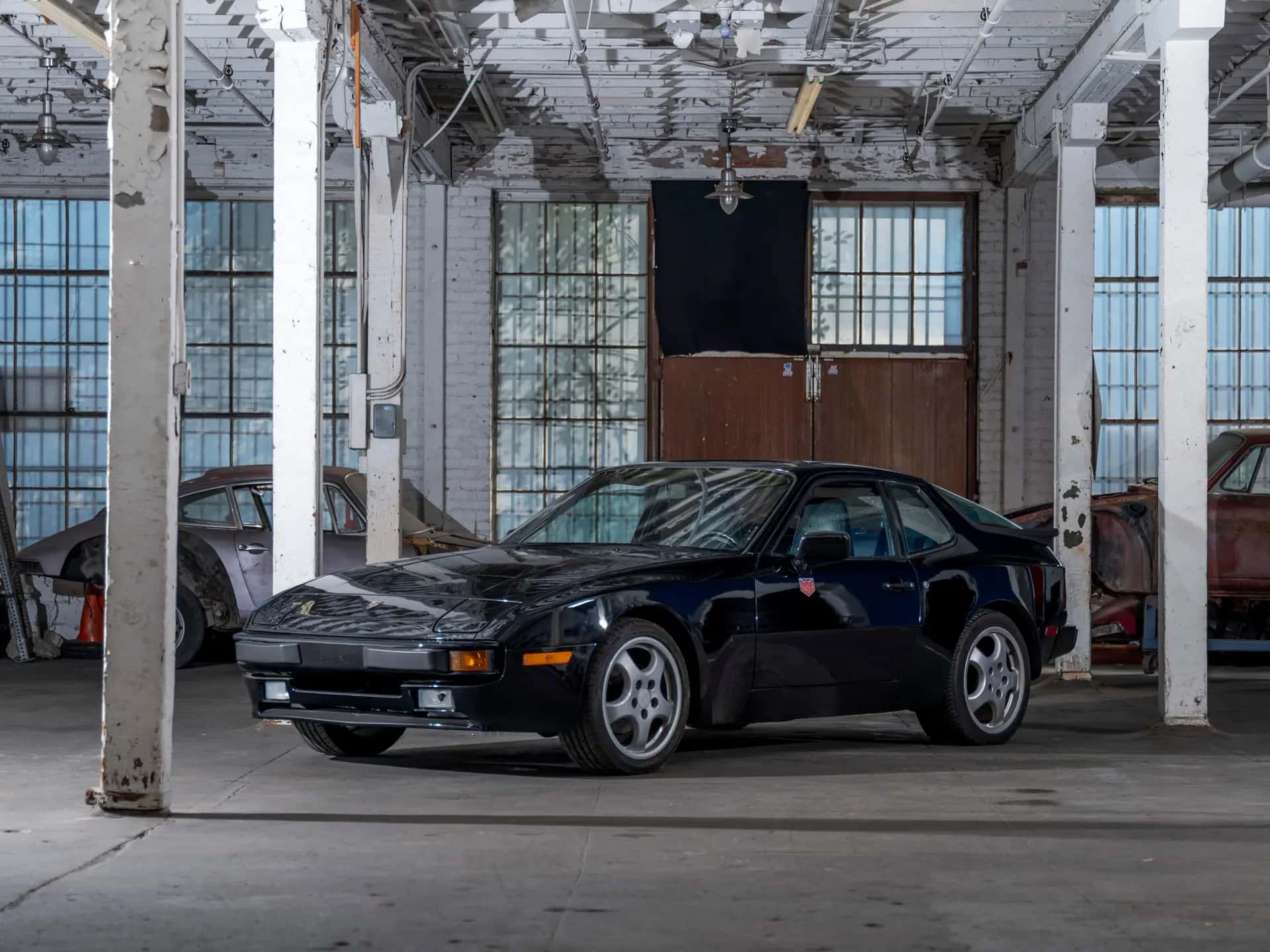 1987 Porsche 944 sold for $9,900