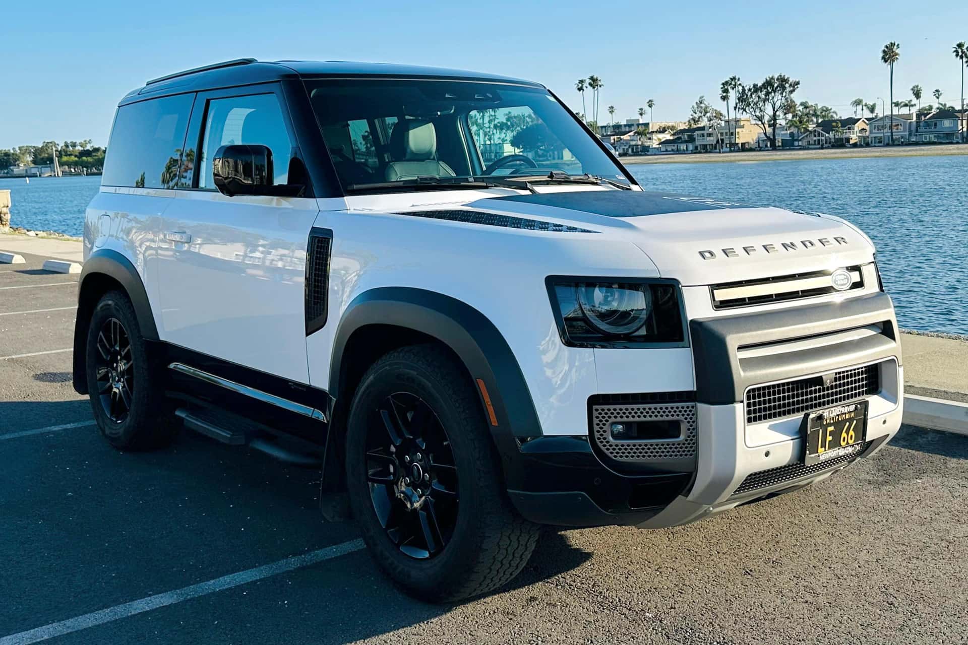 2021 Land Rover Defender sold for $39,000