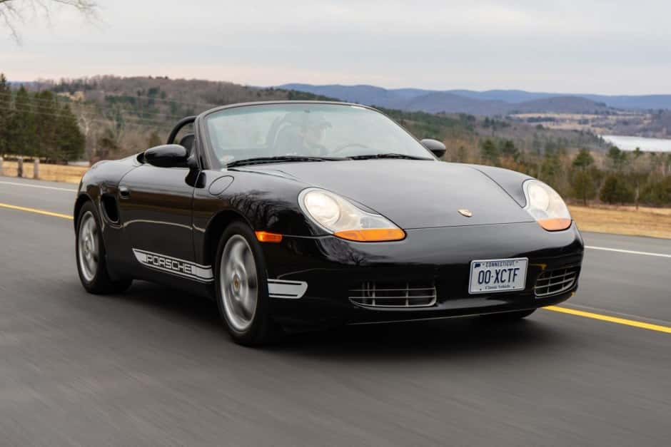 1999 Porsche 986 Boxster sold for $15,300