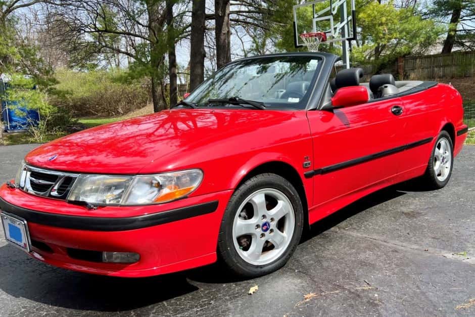 2001 Saab 9-3 sold for $6,400