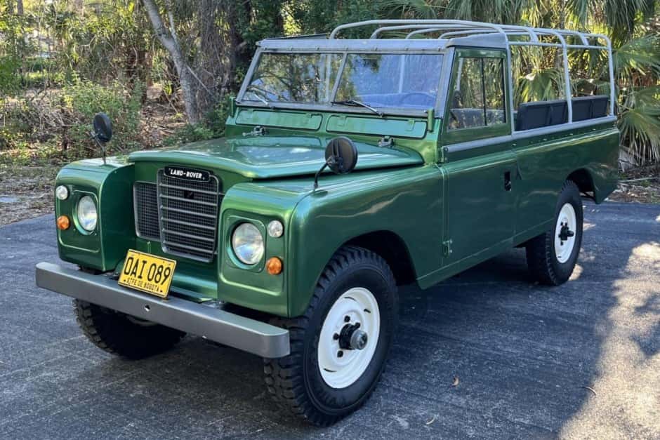 0 Land Rover Series 109 sold for $19,250