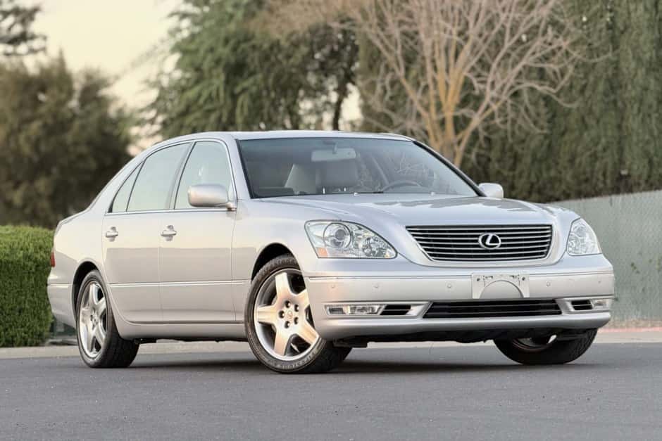 2006 Lexus LS Sedan sold for $27,000