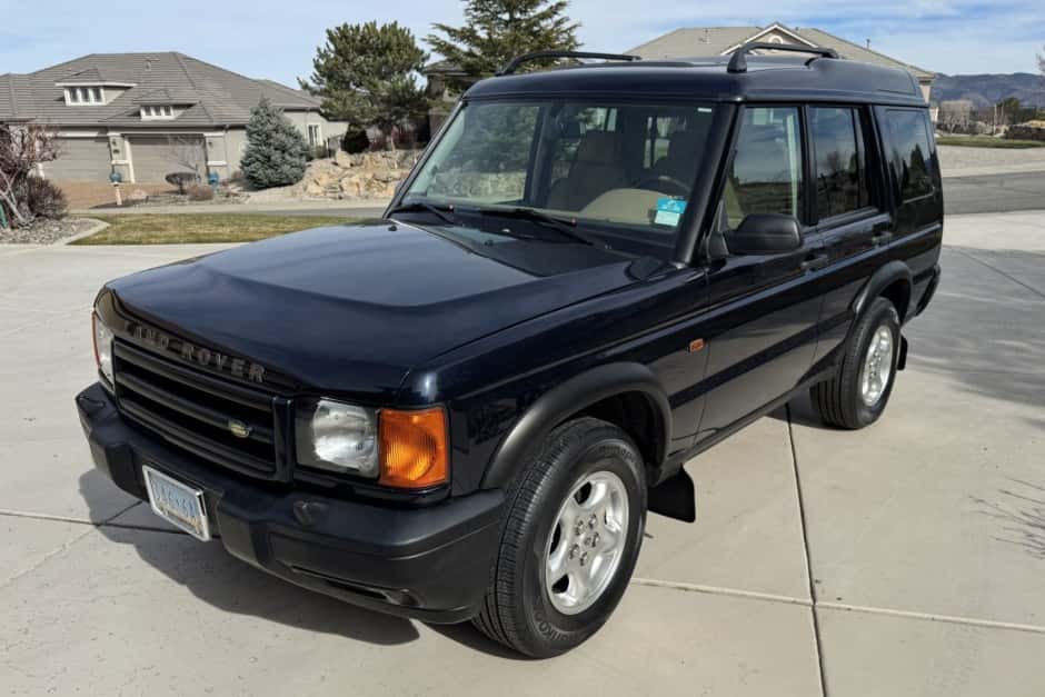 2000 Land Rover Discovery II sold for $17,000