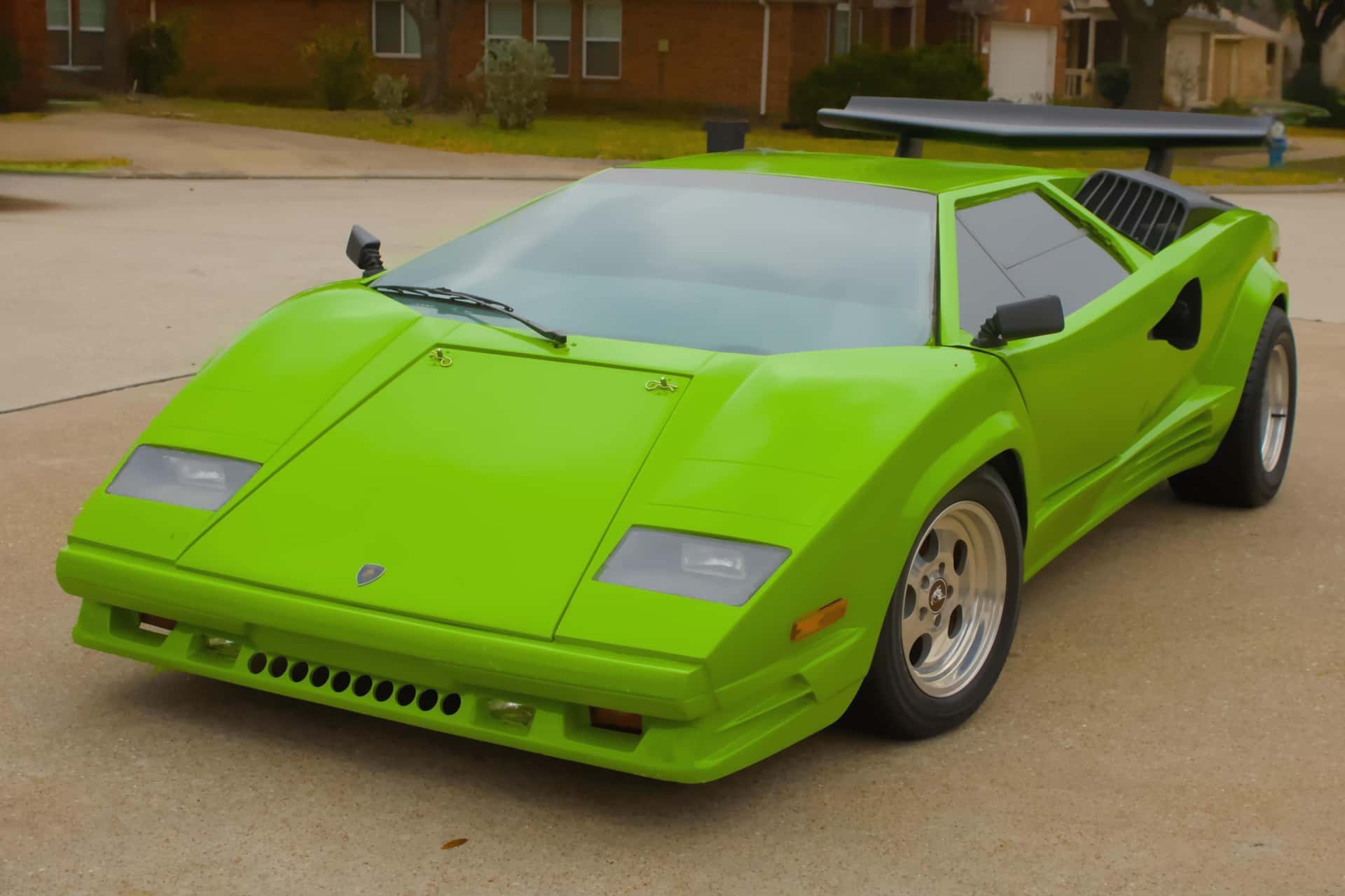 1986 Pontiac Fiero sold for $11,111