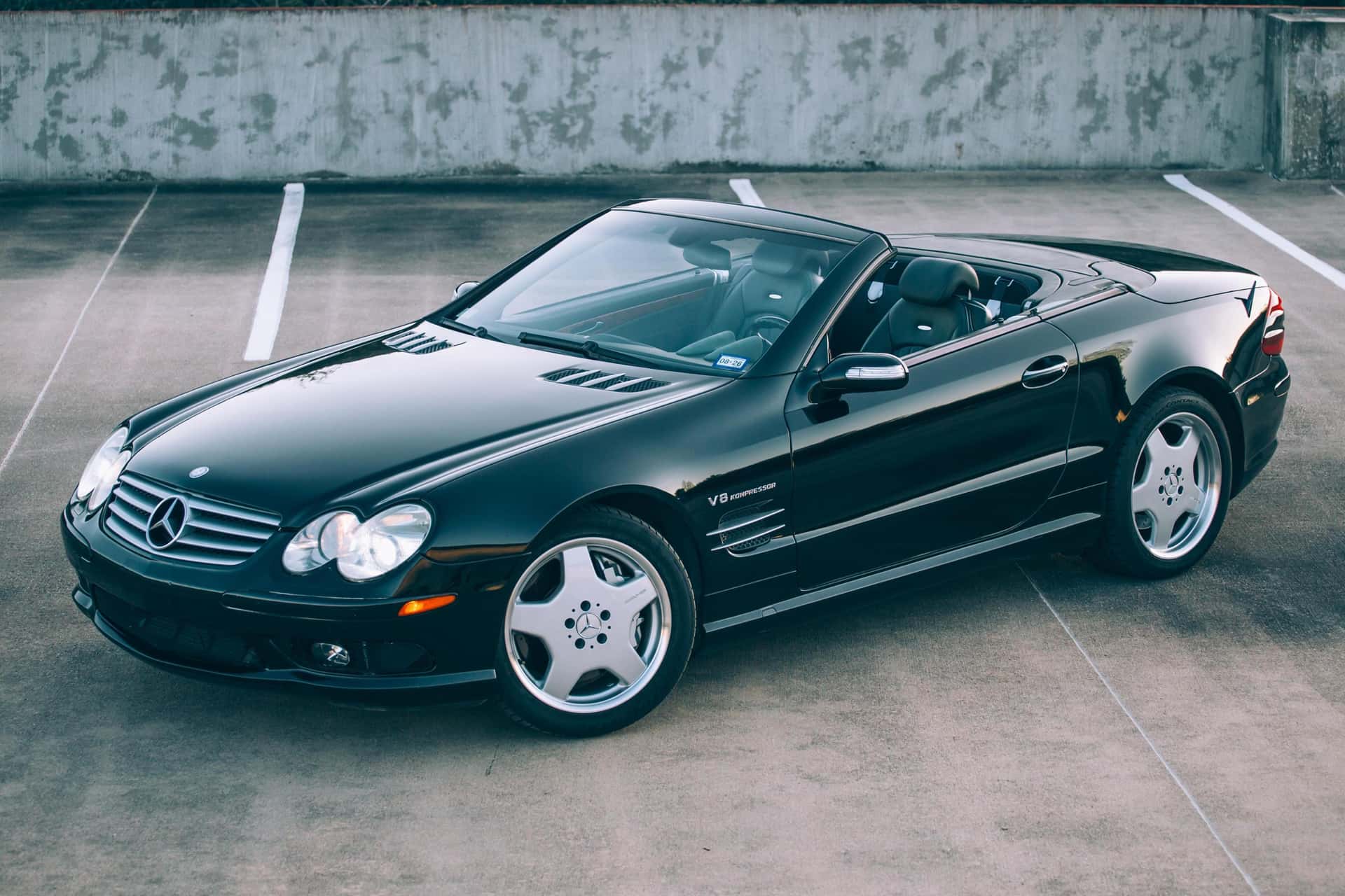 2004 Mercedes-Benz R230 SL sold for $11,450