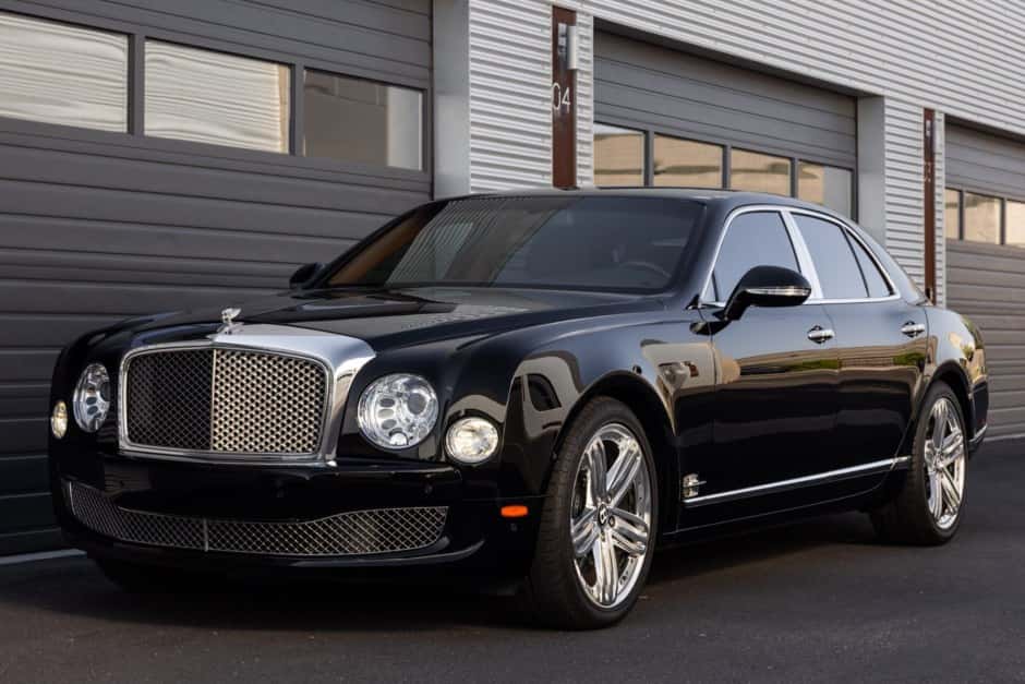 2012 Bentley Mulsanne (2011-2020) sold for $72,000
