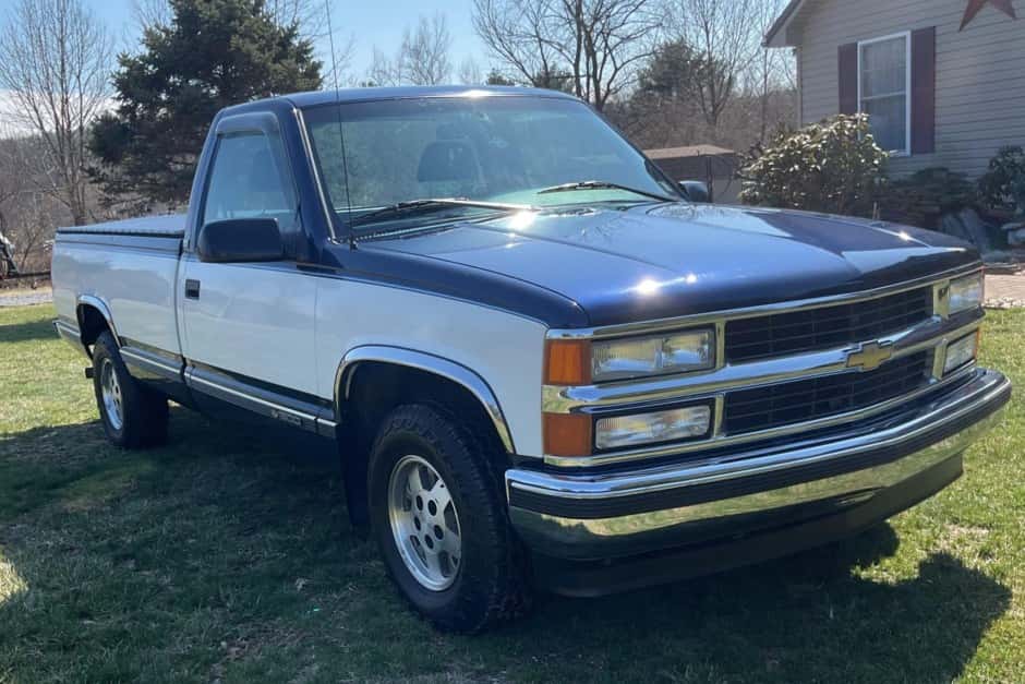 1995 Chevrolet C/K GMT400 (1988-2002) sold for $13,250