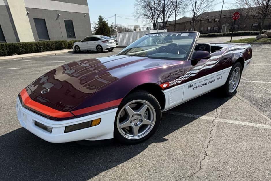 1995 Chevrolet Corvette C4 Convertible (1992-1996) sold for $17,100