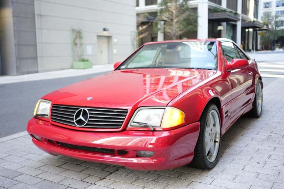 1999 Mercedes-Benz R129 SL sold for $22,000