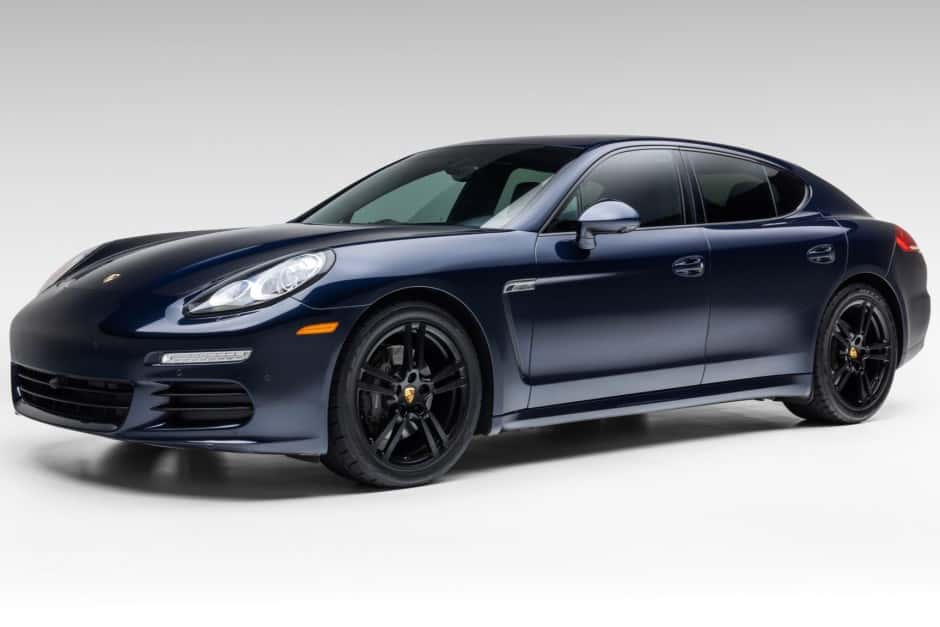 2016 Porsche Panamera sold for $32,000