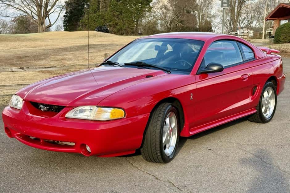 1995 Ford Mustang SN95 1994-2004 sold for $16,600