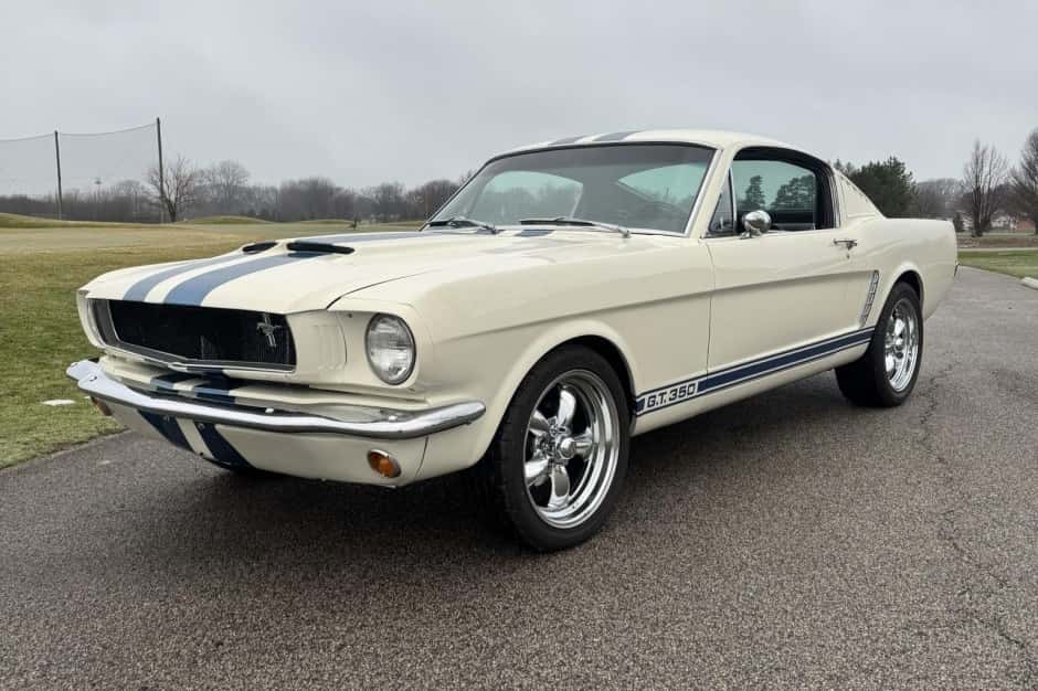 1965 Ford Mustang 1964.5-1966 sold for $39,250