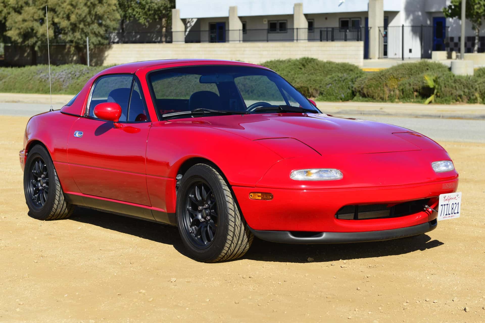 1990 Mazda NA Miata sold for $9,900