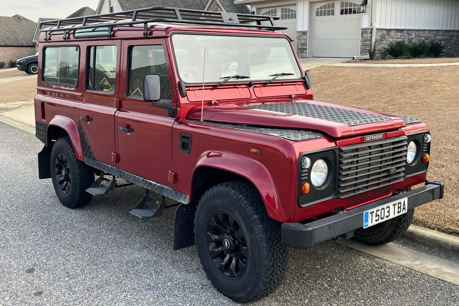 1999 Land Rover Defender sold for $20,000