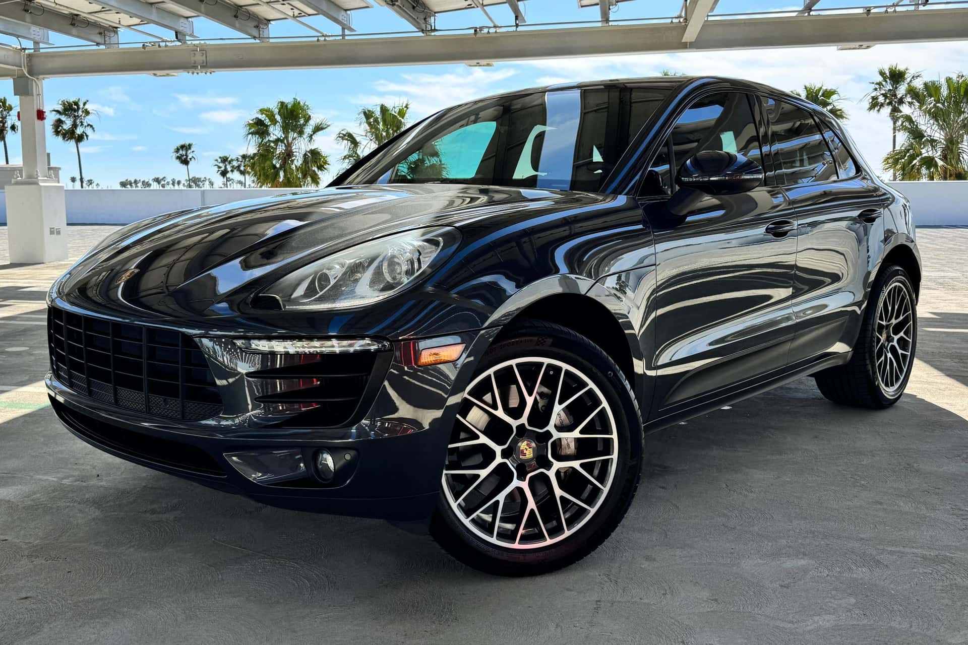 2017 Porsche Macan sold for $25,800