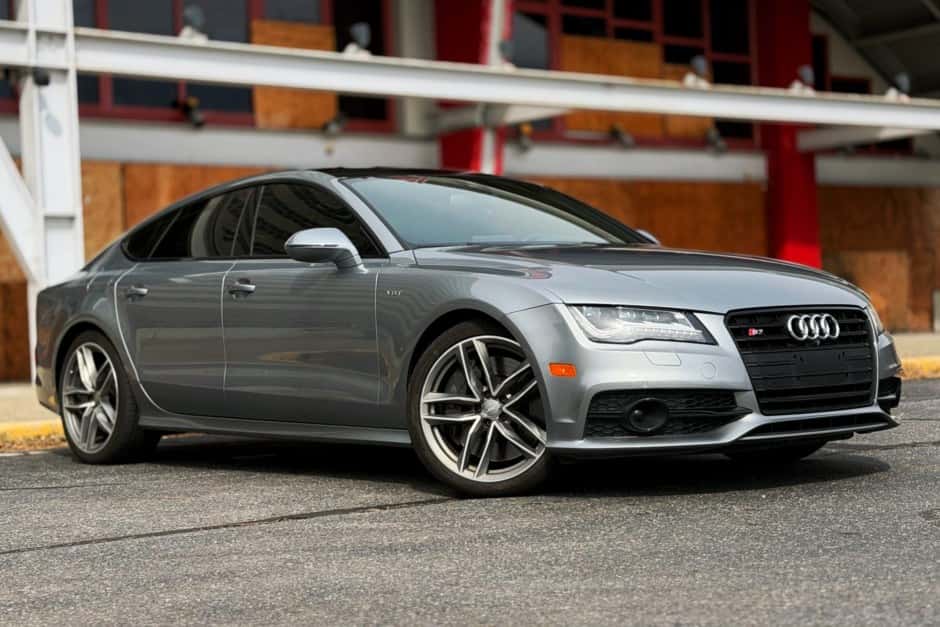 2015 Audi S7 sold for $13,650