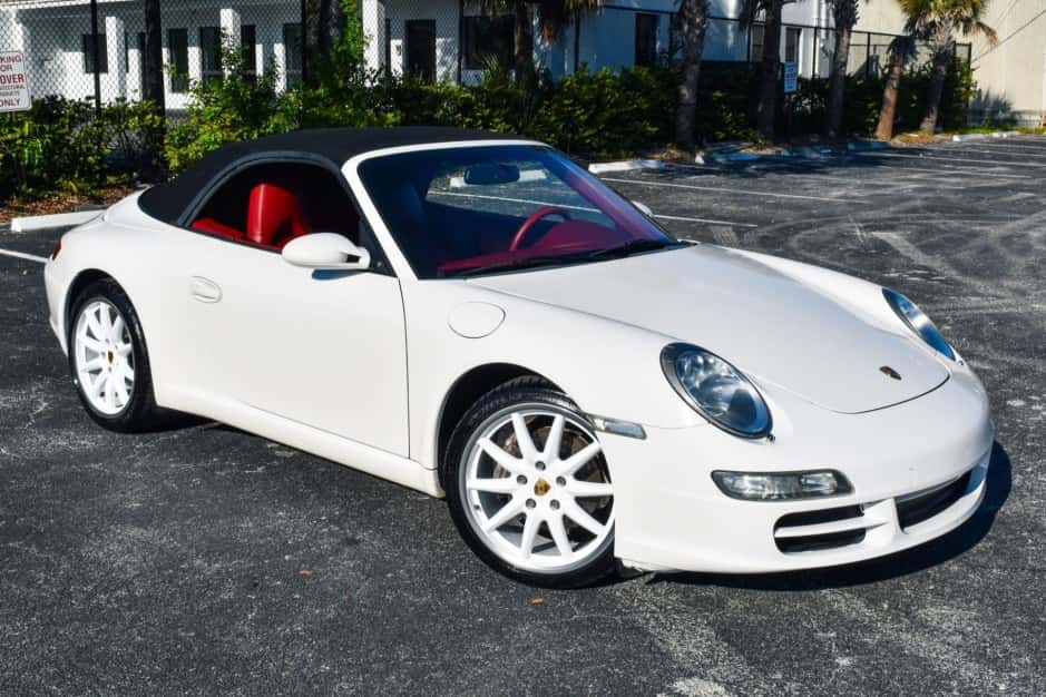 2008 Porsche 997 911 Carrera sold for $44,300