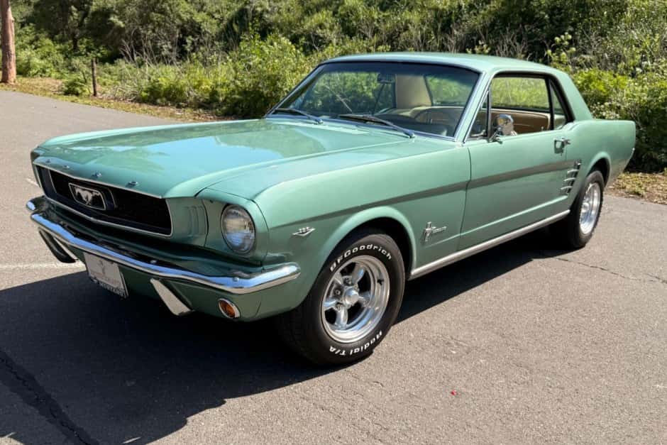 1966 Ford Mustang 1964.5-1966 sold for $22,500