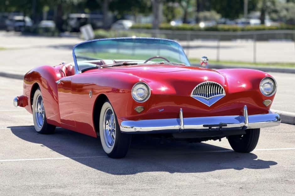 1954 Kaiser Darrin sold for $61,000