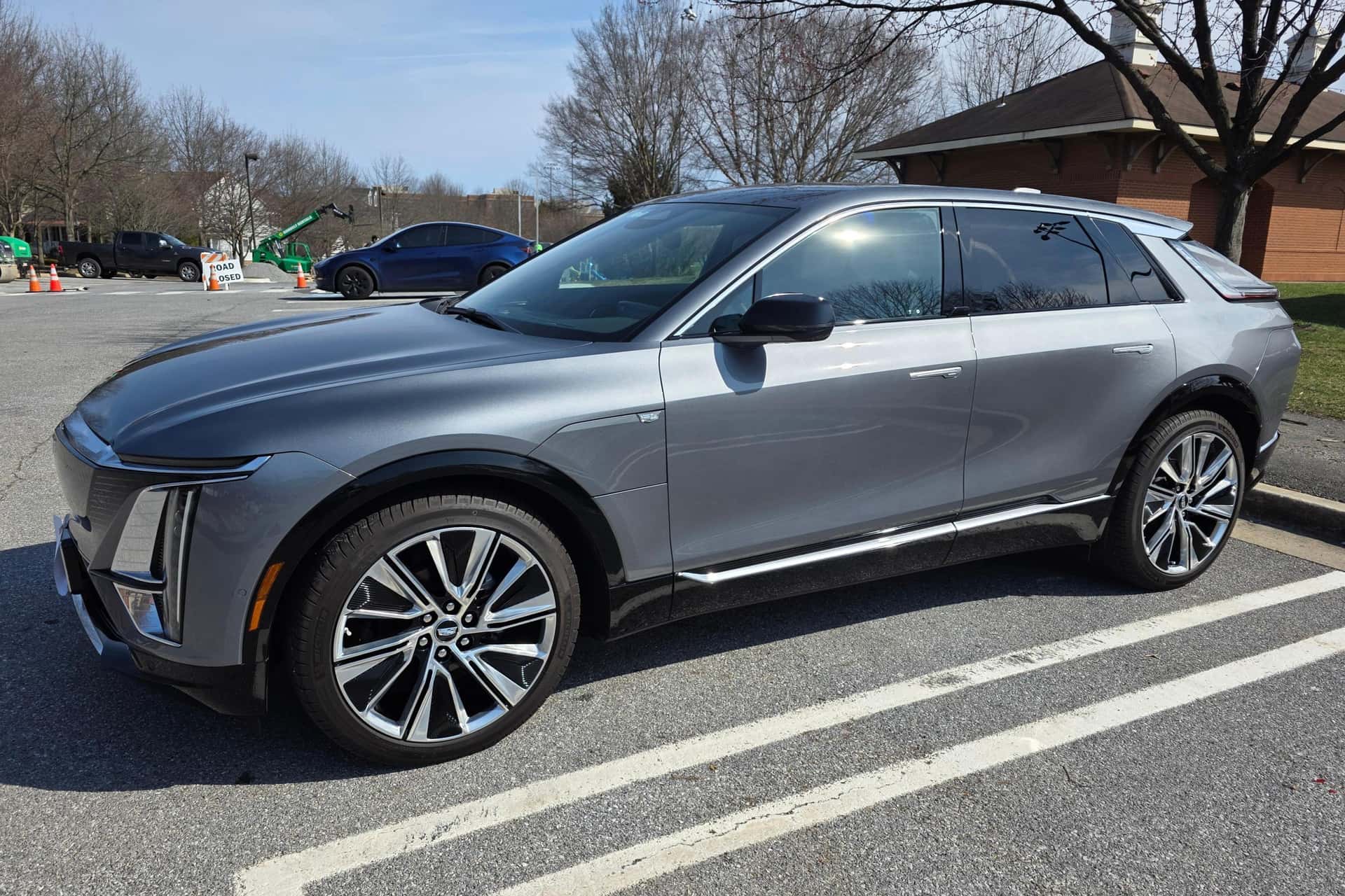 2023 Cadillac Lyriq sold for $32,001