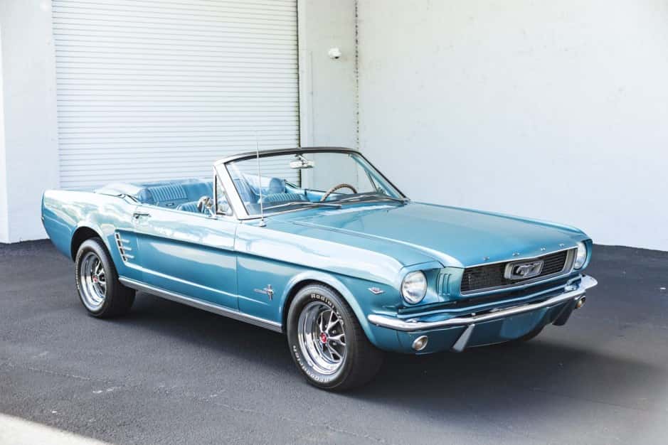 1966 Ford Mustang 1964.5-1966 sold for $32,500