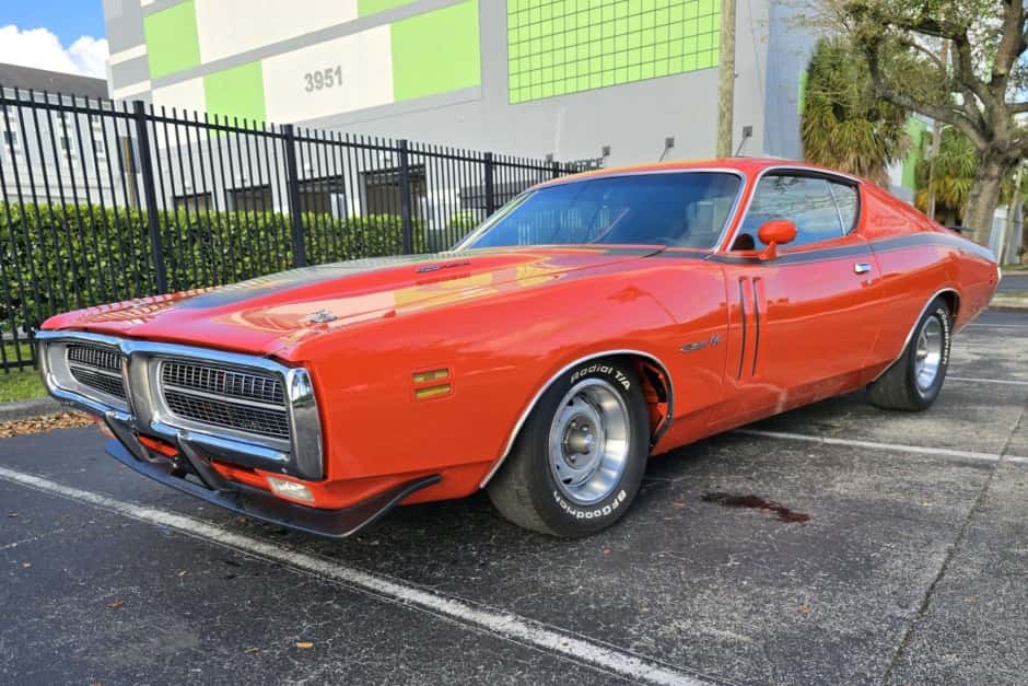 1971 Dodge Charger sold for $49,426