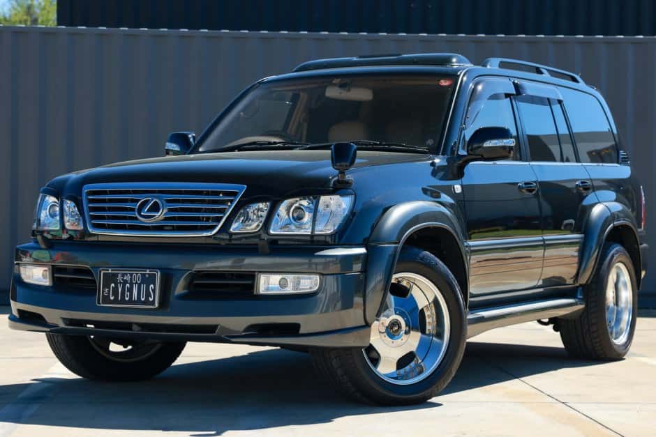 1999 Toyota Land Cruiser 100-Series sold for $21,000