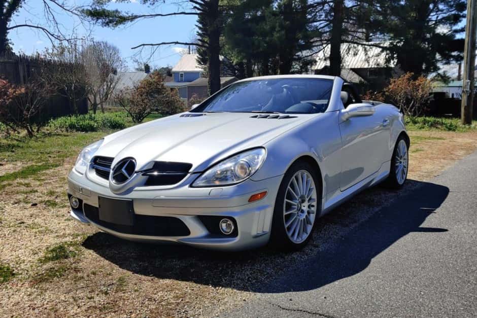 2007 Mercedes-Benz SLK & SLC-Class sold for $22,000