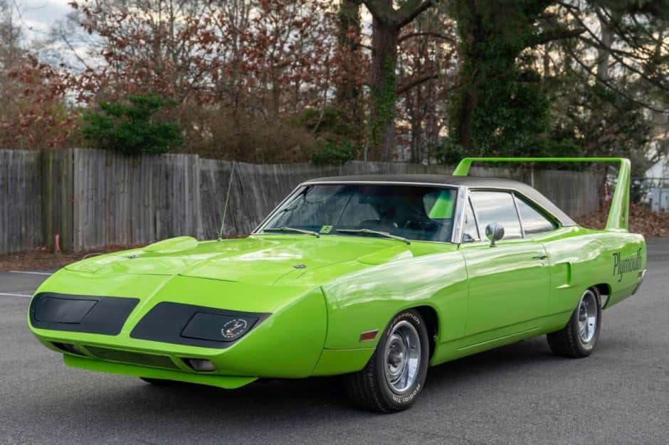 1970 Plymouth Superbird & Dodge Charger Daytona sold for $193,000